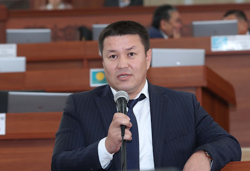 Талант Мамытов спикерликке кресло кайтарганы келдиби?