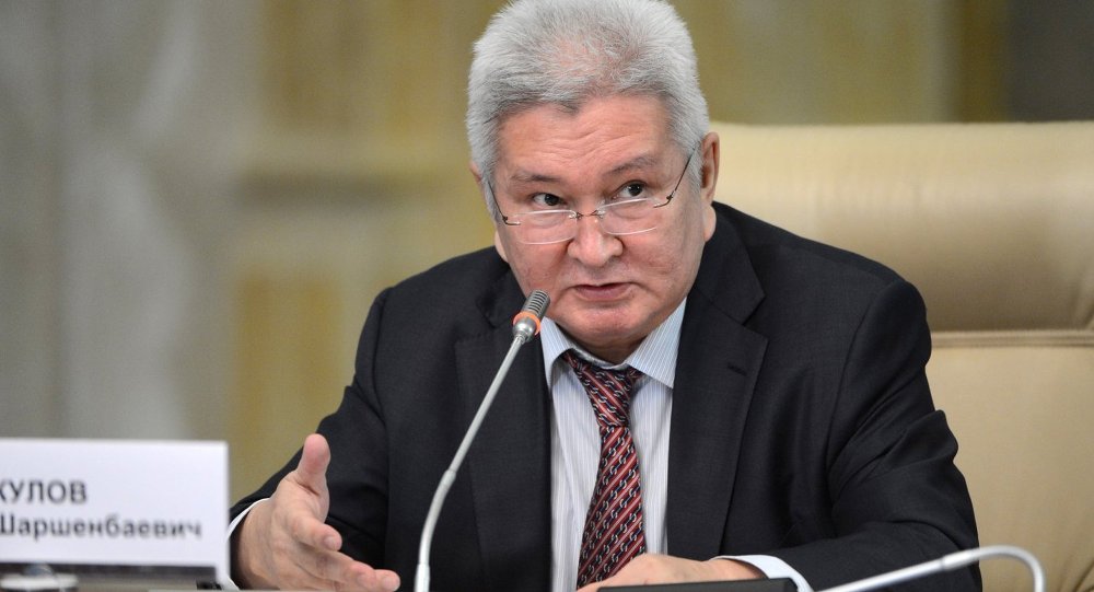 Феликс Кулов: “Садыр Жапаров эл үчүн, өз убадалары үчүн шайлоодон баш тартышы керек”