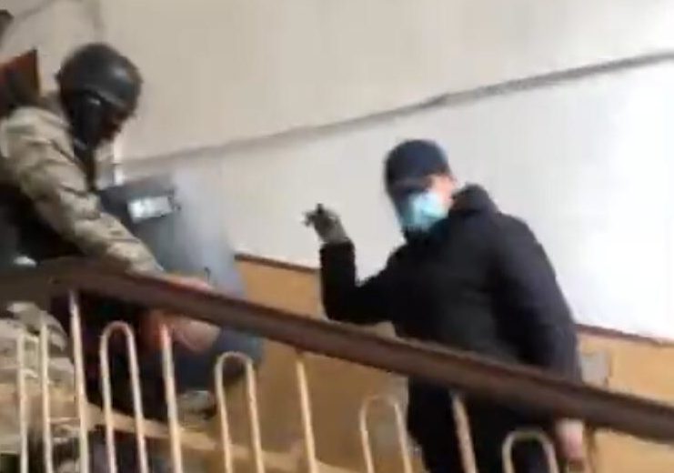 Бишкекте "Карышкыр" каймана аттуу кримтөбөл кармалды