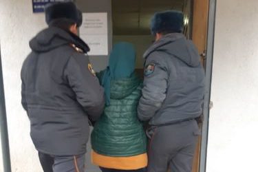 Таласта күйөөсүн өлтүрүүгө шектелип 27 жаштагы келин кармалды