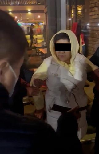 УКМК тарабынан "Кабарлар" маалымат агенттигинин жетекчиси кармалды (сүрөт)