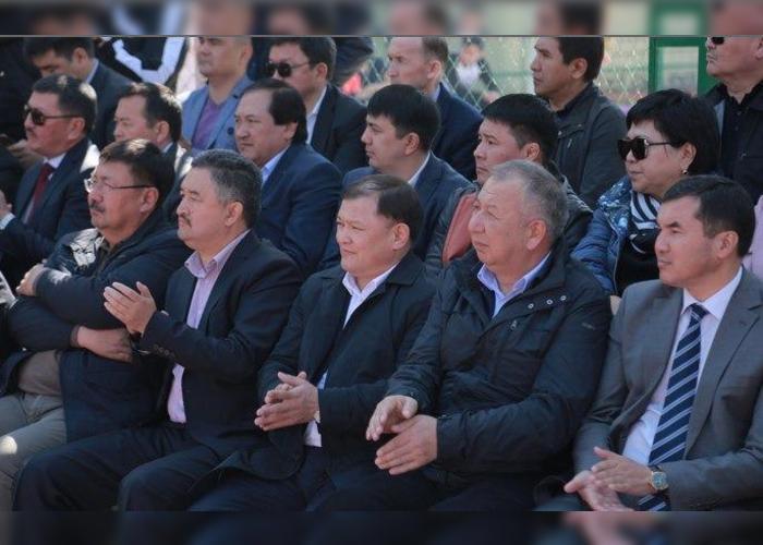 Тазабек Икрамов: "Тойго биз Искендер Матраимовдун чакыруусу менен барганбыз"