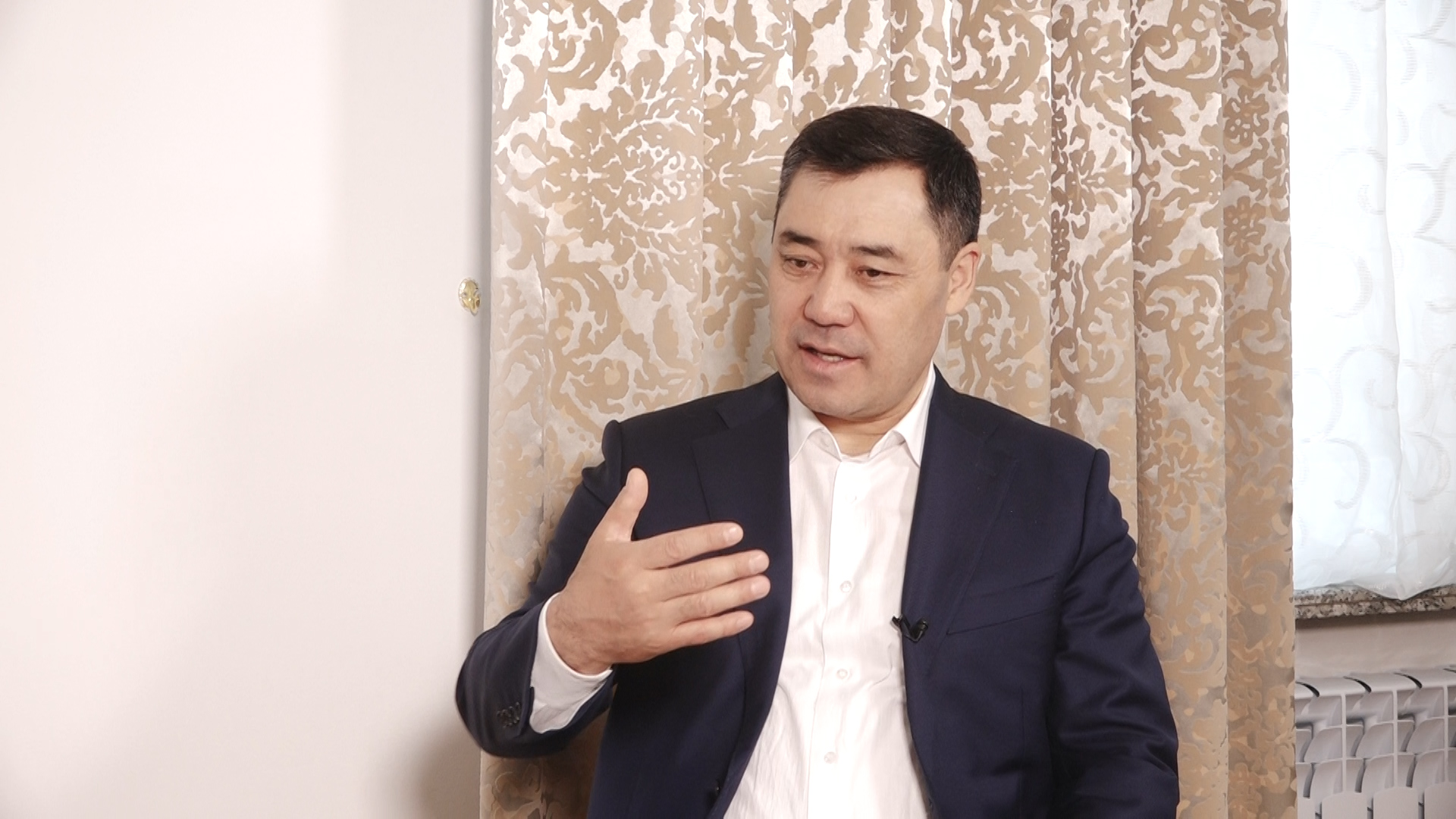 Дин башкармалыгында муфтийди жана дин комиссиясынын жетекчилерин алмаштырууда Бурхановдун ролу кандай? Жапаровдун жообу