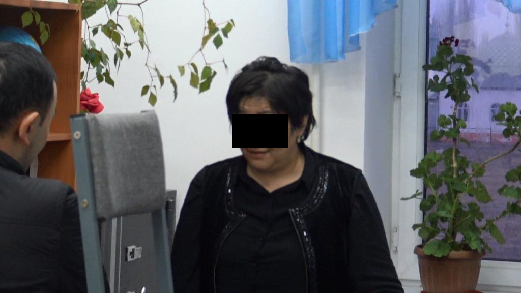 Таласта мугалимдердин айлык акысынын бир бөлүгүн мыйзамсыз пайдаланып жүргөн директор кармалды