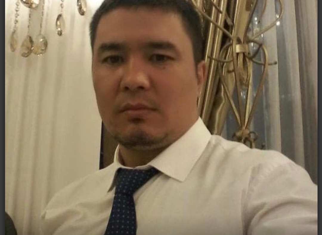 Бишкекте Тилекмат Кудайбергеновду кармап кетишти. Ал жаңы Конституцияга каршы акциянын уюштуруучусу