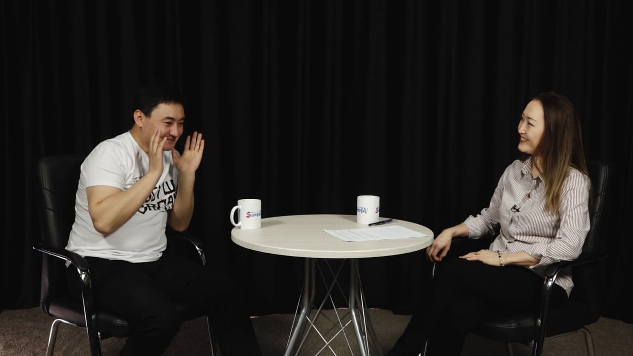 Улан Үсөйүн: "Улан эртең үйлөнөт, балалуу болот. Азыр аны сындап жаткандардын пикири бара-бара өзгөрөт"