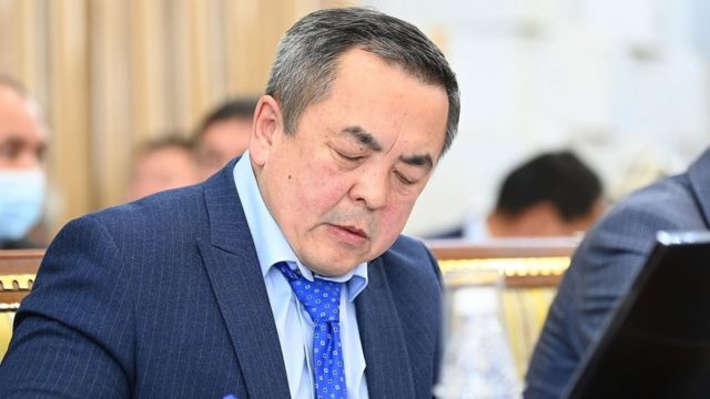 "Кумтөрдүн" кызматкерлерине айлык акы төлөп берүү убадаланды