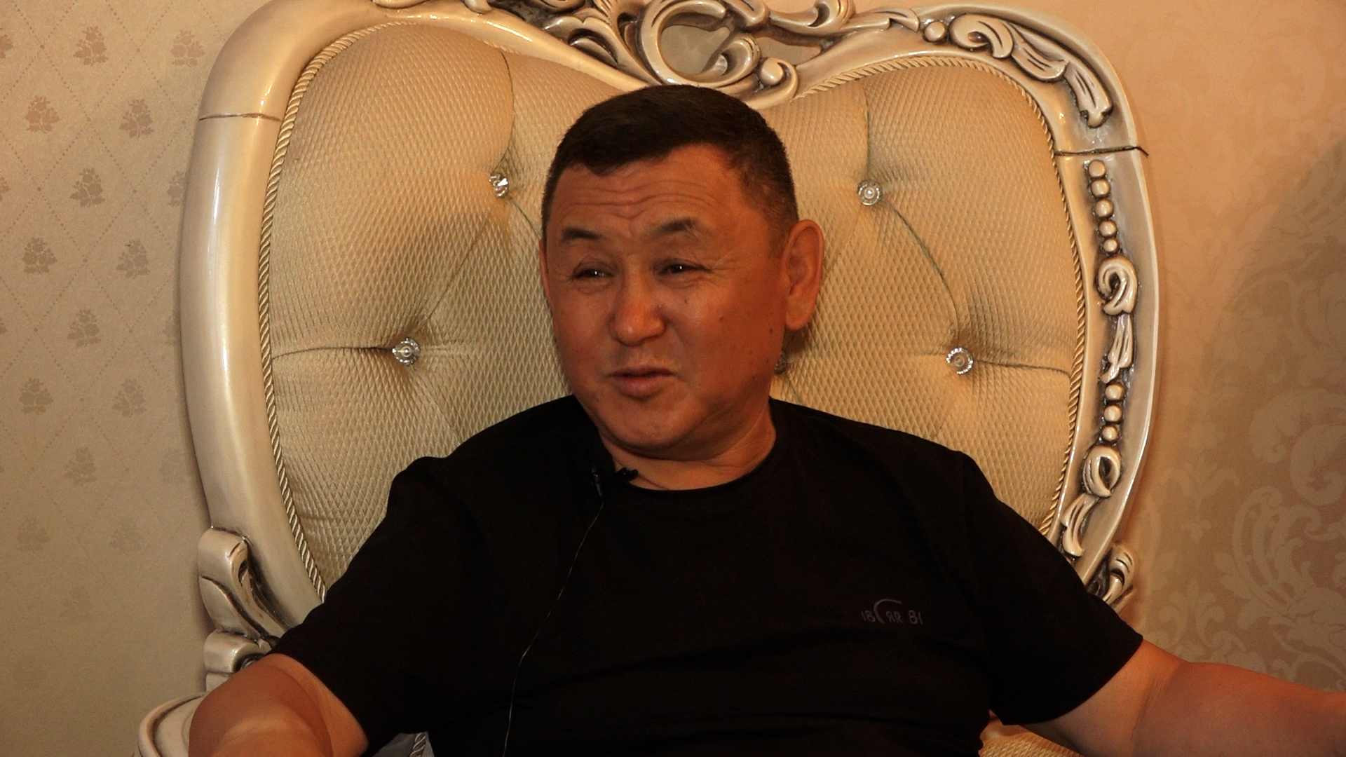 Борончу Кудайбергенов: “Убагында Рахман Разыковго кыянат кылгандар ал өлгөндө күйүп-бышып жүрүштү”