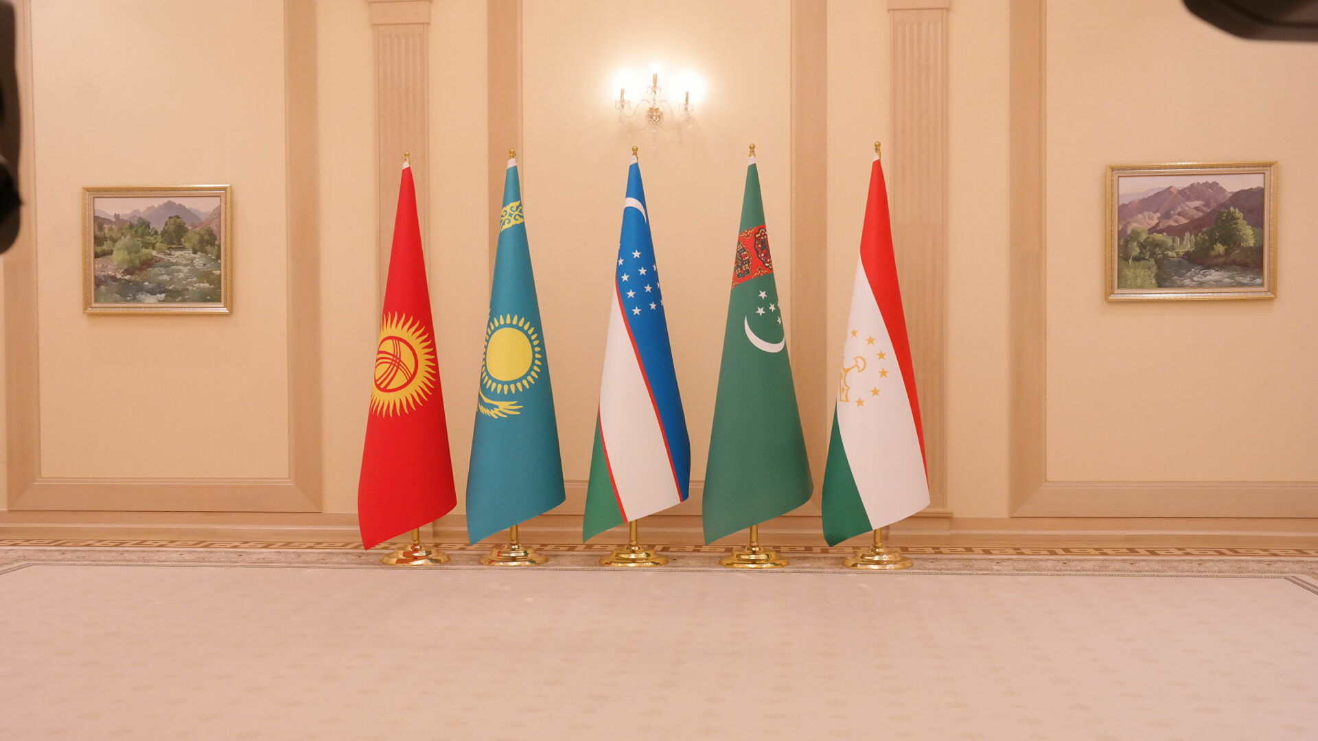 Борбор Азия өлкөлөрүнүн президенттери саммитке чогулушат