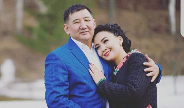 Ырчы Самара Каримова менен жолдошу жол кырсыгына кабылдыбы? Продюсеринин жообу