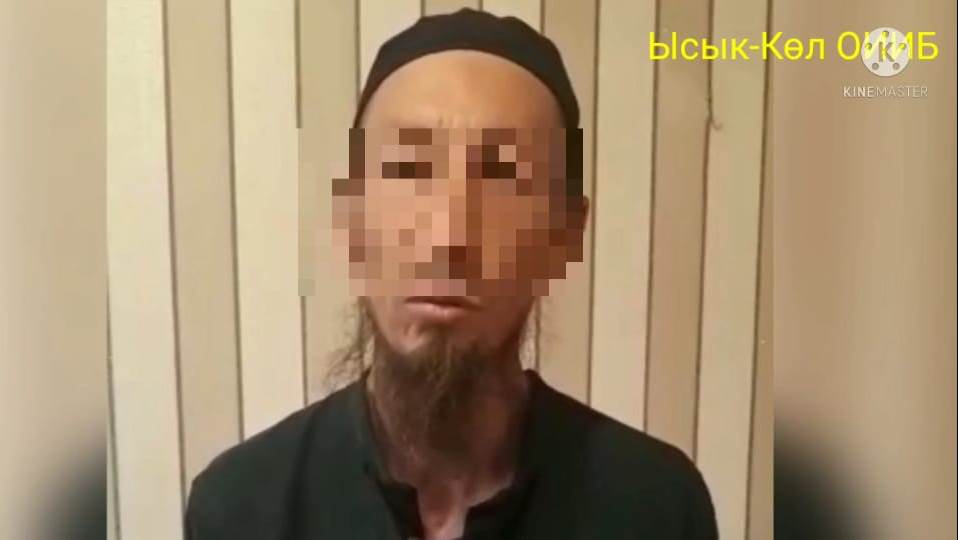 Караколдо 47 жаштагы "Йакын-Инкар" агымынын мүчөсү диний көз карашынан баш тартты