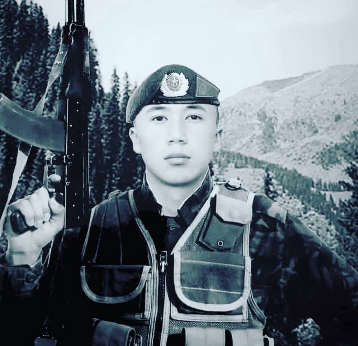 "Жансыз денесин атасы тапты". Тажикстандын кол салуусунан 19 жаштагы Таалайбек уулу Данил каза болгон