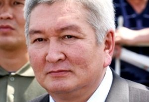 Кулов Көлбаевдин өлүмү боюнча: "Куралдуу каршылыкта атайын кызмат команда күтпөй эле курал колдонууга акысы бар"