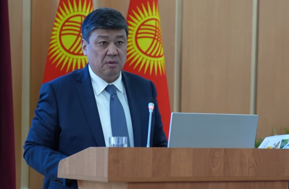 Бакыт Төрөбаев: "Жазгы-талаа иштери боюнча көйгөй жаралбасын"
