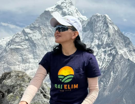 Рысгүл Акимжанованын Эвересттин чокусуна чыкканы маалымдалды