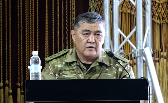 "Кемпир-Абадды сатып жиберди" дегендер болгон". Камчыбек Ташиев кыргыз-өзбек чек арасы боюнча маалымат берди