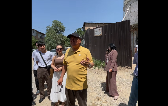 Ош мэри жаш актёрлорго убадаланган батирлерди көрсөттү (видео)