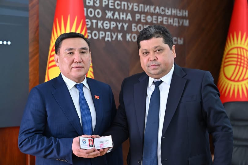 Акаевдин ордуна парламентке Сарыбашов келди