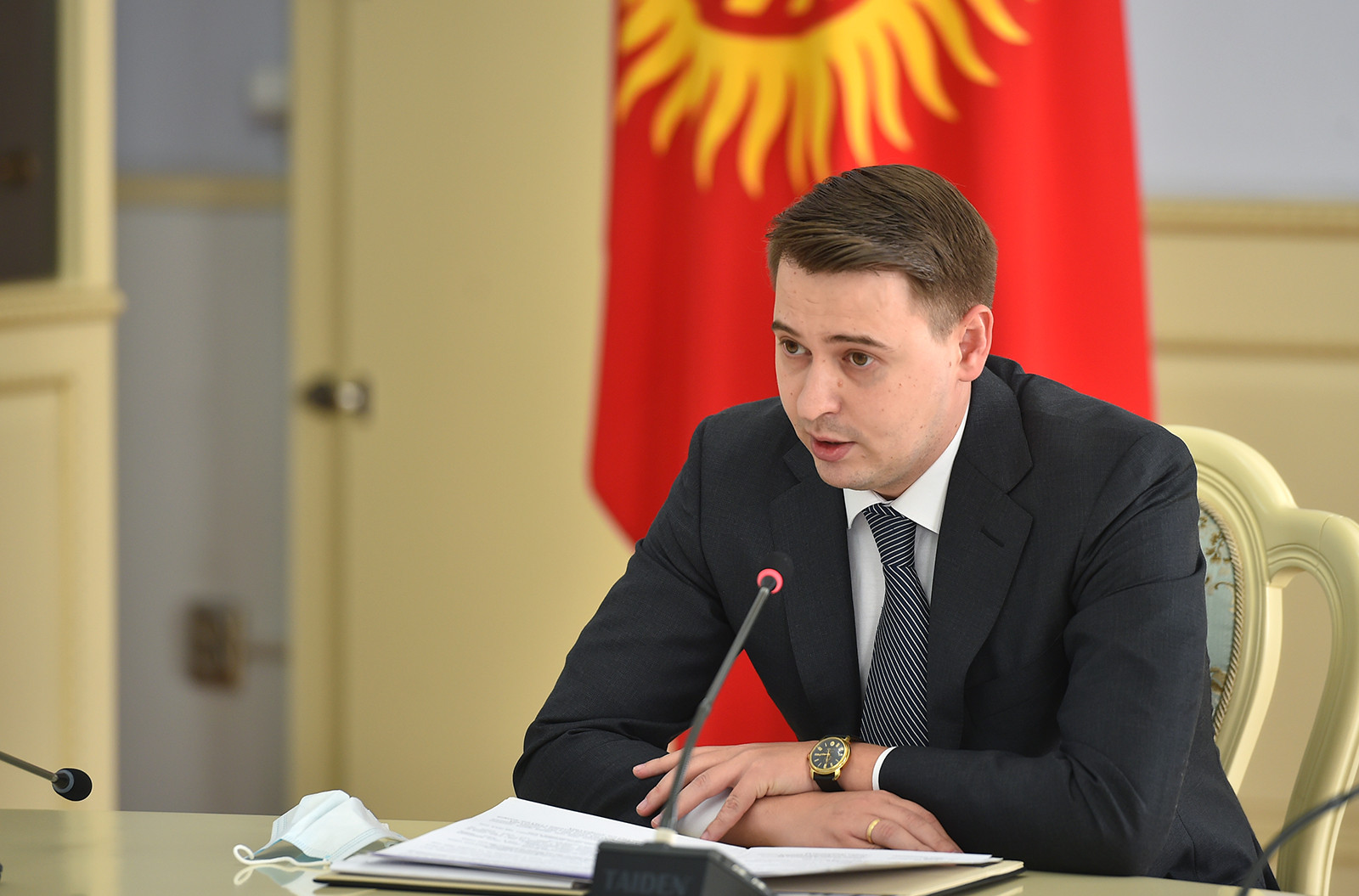 Первый заместитель премьер министра. Новиков премьер министр Кыргызстана.