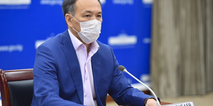 Пульмонолог: «Коронавируска чалдыккандардын 80 пайызы дары ичпей, үйдө дарыланышы шарт»