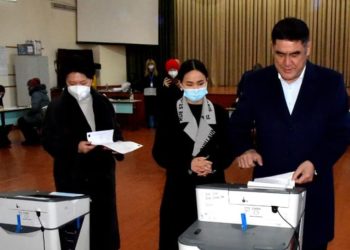 Курсан Асановдун жубайы сурак учурунда эсин жоготту. УКМК буга карата эмне дейт?