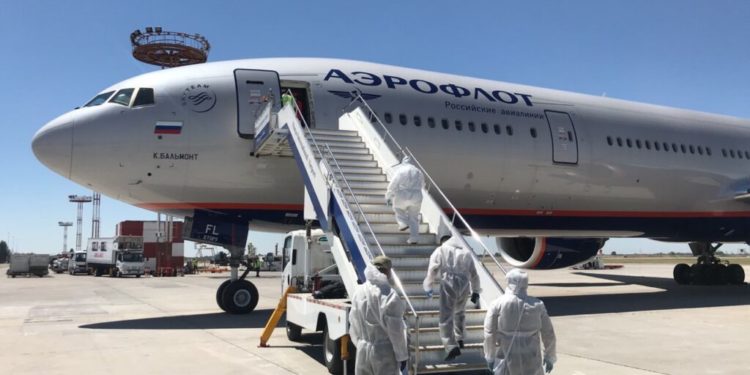 Москвага авиабилеттер регулярдуу рейстердин саны көбөйгөндө арзандайт