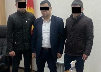 13 кабаттуу элиталык үйдөн бери бар! Финполдун жетекчилеринин бири мыйзамсыз баюуга шектелип кармалды