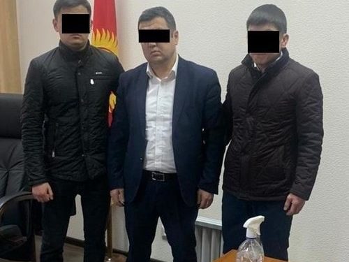 13 кабаттуу элиталык үйдөн бери бар! Финполдун жетекчилеринин бири мыйзамсыз баюуга шектелип кармалды