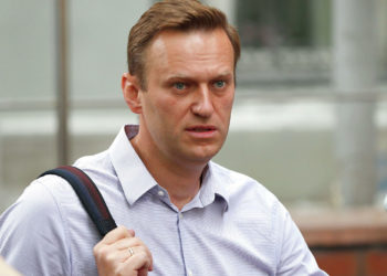 Алексей Навальный тарапташтарын нааразычылык акциясына чыгууга чакырды