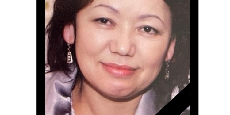 Мурдагы ички иштер министри Молдомуса Конгантиевдин жубайы каза болду