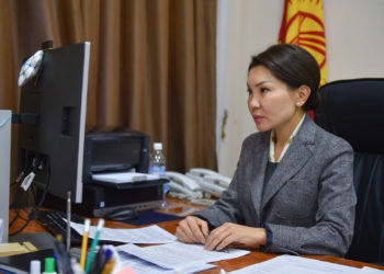 Сурабалдиева: «Айрым ооруканаларда жылытуу да, ысык суусу да жок»