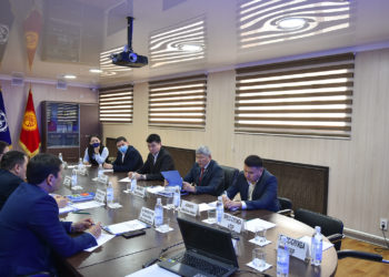 Максат Мамытканов Финансылык чалгындоо мамлекеттик кызматынын иши менен таанышты