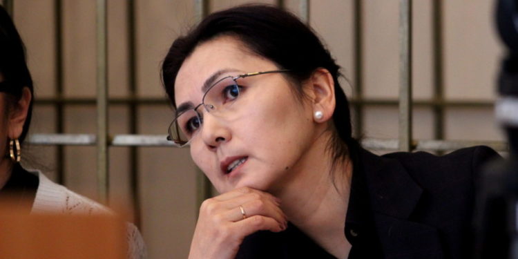 Жогорку Сот кайрадан карай турган Аида Салянованын ишин жылдырды