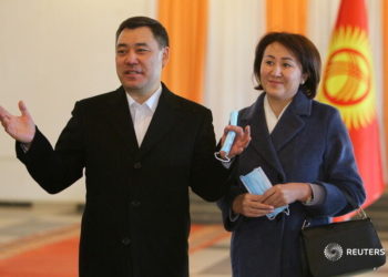 Шайлоо аяктады, алдын ала жыйынтыктарга ылайык, Жапаров баарынан ат чабым алдыда