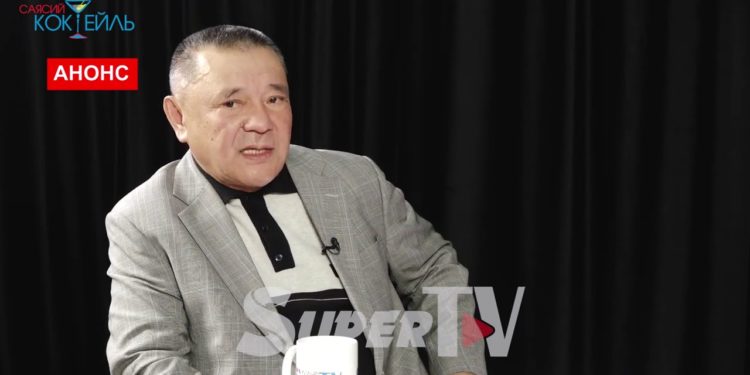 АНОНС! Кеңешбек Дүйшөбаев Сооронбай Жээнбековдун бийлигинин түбүнө 2 партия жетти