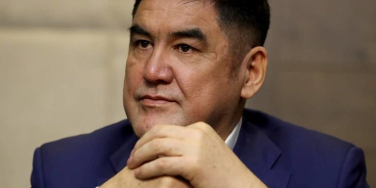 Ошто Курсан Асановдун тууганы бычактан жаракат алып, ооруканага түштү