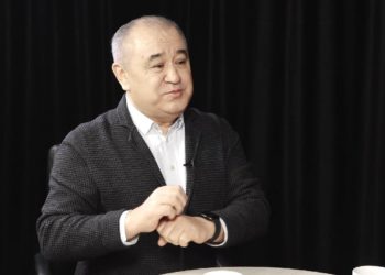 Өмүрбек Текебаев: «Шыкмаматовдун кетишинин чыныгы себебин билбейм»