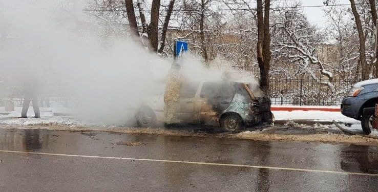 Бишкекте унаа өрттөнүп кетти