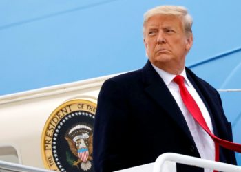 АКШнын өкүлдөр палатасы Трампка импичмент жарыялады