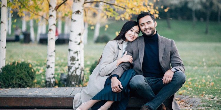 Казакстандык актёр Тауекел Мусилим уулдуу болду