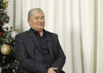 Токтор Бекбоев: «Кыздарымдын дин жолуна түшкөнүнө кубанып жүрөм”