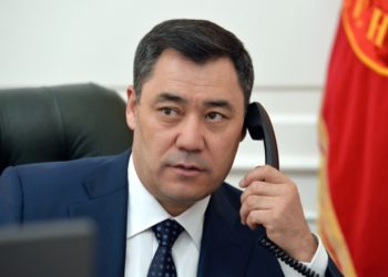 Жапаров Казакстандын президенти Токаев менен телефон аркылуу сүйлөштү