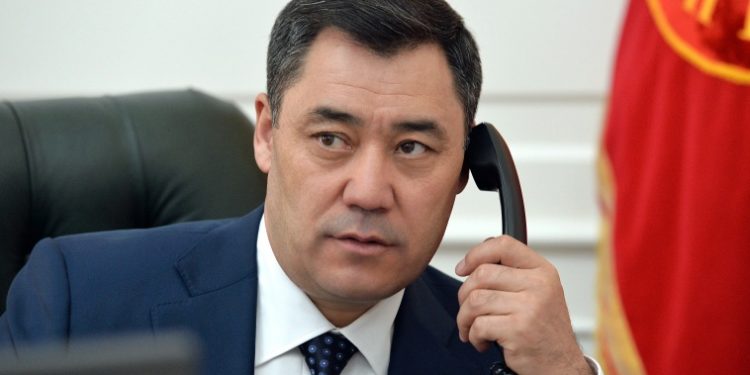 Жапаров Казакстандын президенти Токаев менен телефон аркылуу сүйлөштү