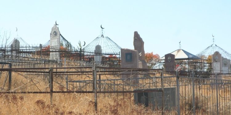 Ошто көрүстөндөргө жаш балдар көп коюлуп жатат деген маалыматка расмий тарап үн катты