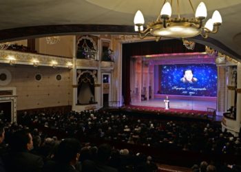 Бишкекте көрүнүктүү мамлекеттик жана коомдук ишмер Күлүйпа Кондучалованын 100 жылдык мааракеси белгиленди