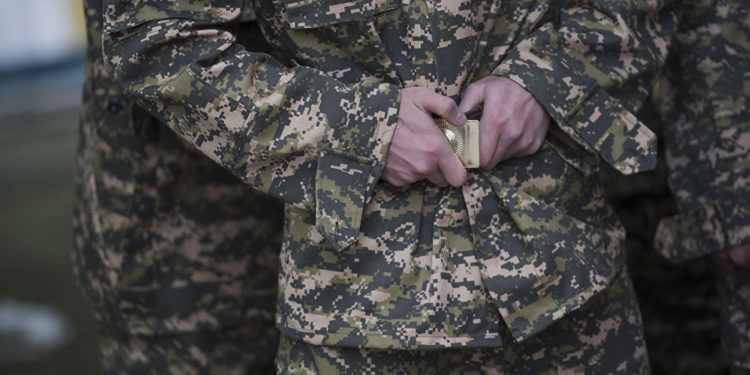 Жалал-Абадда аскердик кызматын өтөп жүргөн жоокер ооруканада каза болду