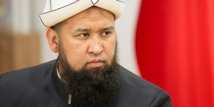 Экс-муфтий Максатбек Токтомушев: «Пайызга берүү арам, бирок мыйзамсыз эмес»