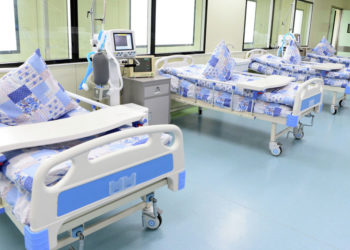 Коронавирус: Ооруканалардагы 24 бейтаптын абалы өтө оор