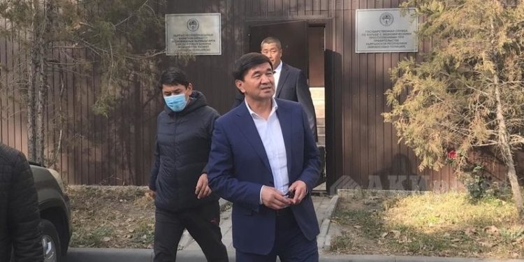 Адвокат Данияр Эркимбаев: «Мухаммедкалый Абылгазиев ачкачылык жарыялаган жок»