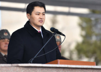 «Мекенди коргоо — ар бир жарандын ыйык милдети.» Марипов мекенди коргоочуларды майрамы менен куттуктады